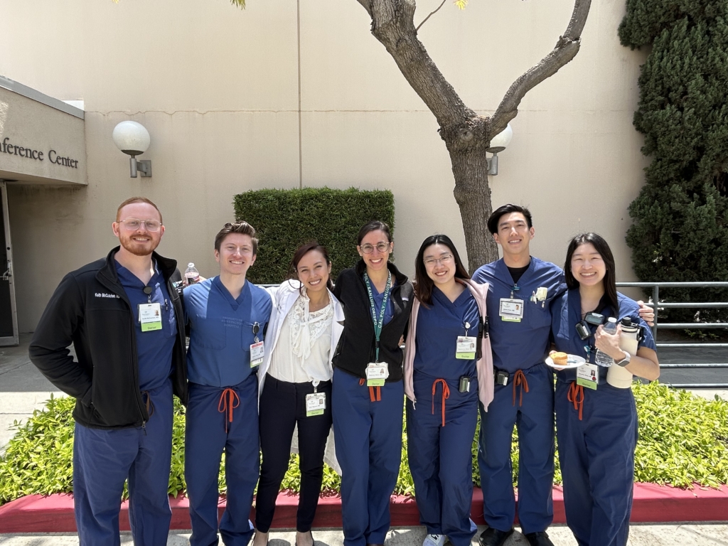 group picture of huntington health's general surgery residents